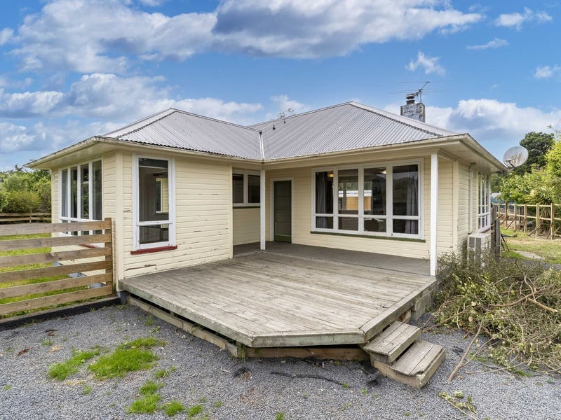 12 Kennard Crescent, Karitane, Waikouaiti - Carousel 1