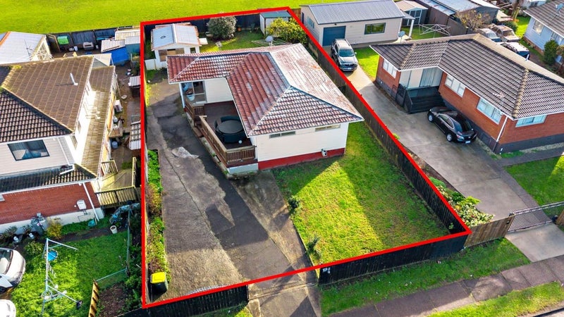 169 Mahia Road, Wattle Downs, Auckland - Carousel 1