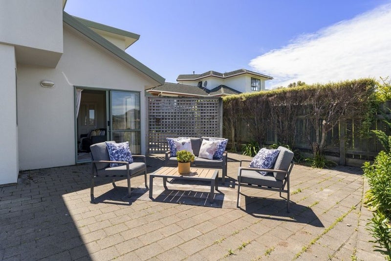 5 Padstow Place, Camborne, Porirua - Carousel 23