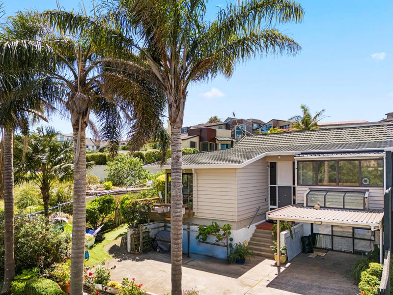 1/97 Takutai Avenue, Half Moon Bay, Auckland - Carousel 1