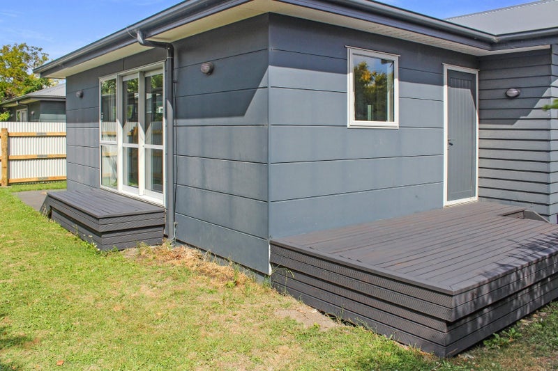 72A Springfield Road, St Albans, Christchurch - Carousel 1