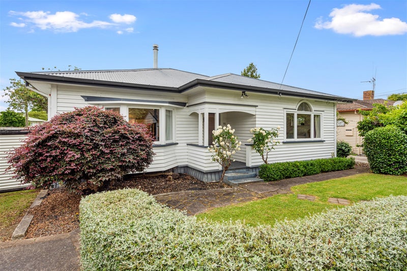 92 Nixon Street, Hamilton East, Hamilton - Carousel 1
