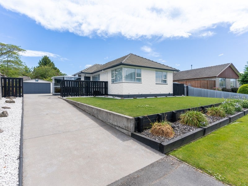 16 Lomax Place, Islington, Christchurch - Carousel 1