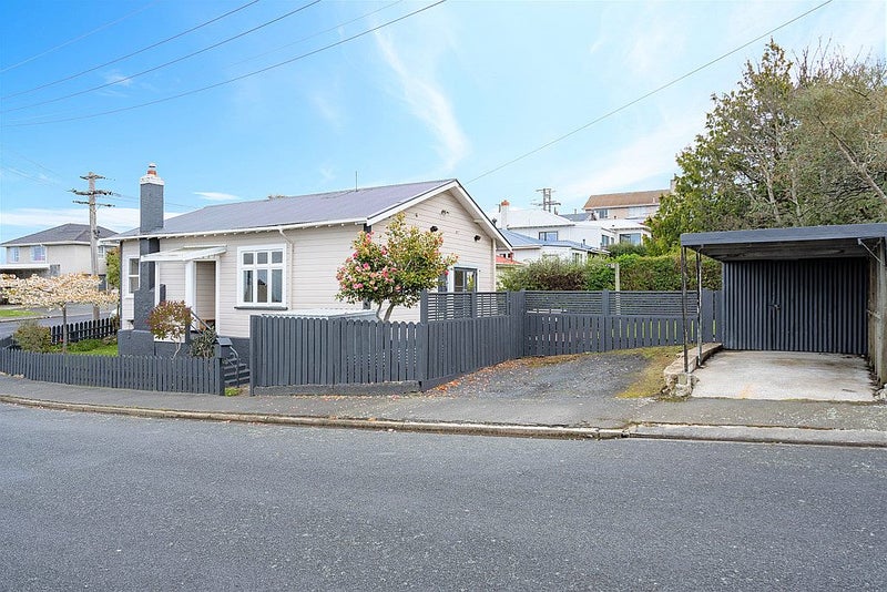 1 Renfrew Street, Balaclava, Dunedin - Carousel 19