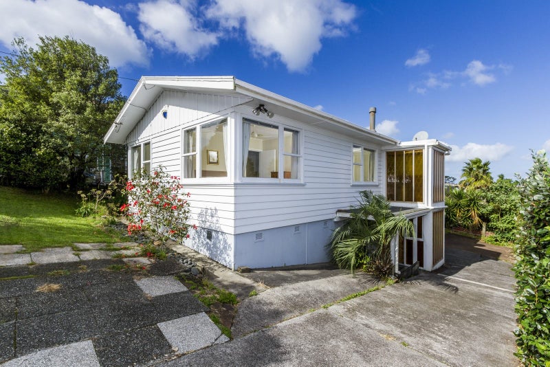 1/28 Spencer Road, Pinehill, Auckland - Carousel 1