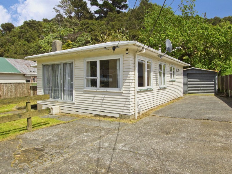 113 Hair Street, Wainuiomata, Lower Hutt - Carousel 1