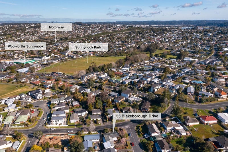 55 Blakeborough Drive, Forrest Hill, Auckland - Carousel 50