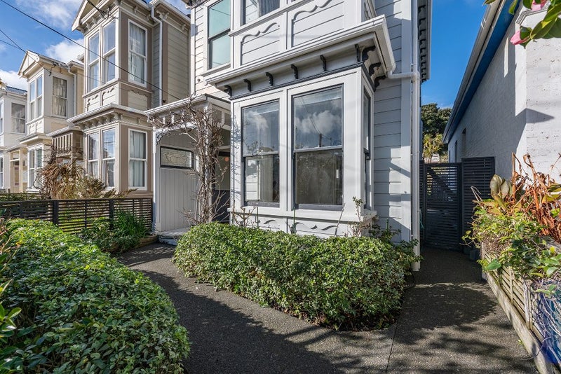 12 Roy Street, Newtown, Wellington - Carousel 2