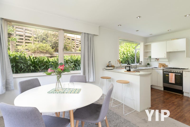 114 Newlands Road, Newlands, Wellington - Carousel 2