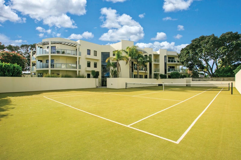 GE/6 COLLINS ST, Takapuna, Auckland - Carousel 1