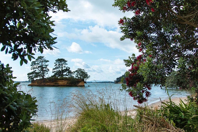 3 Opoia Drive, Waiuku - Carousel 1