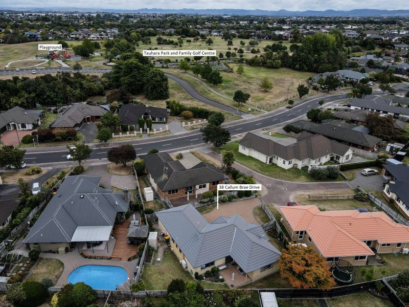 38 Callum Brae Drive, Rototuna, Hamilton - Carousel 3