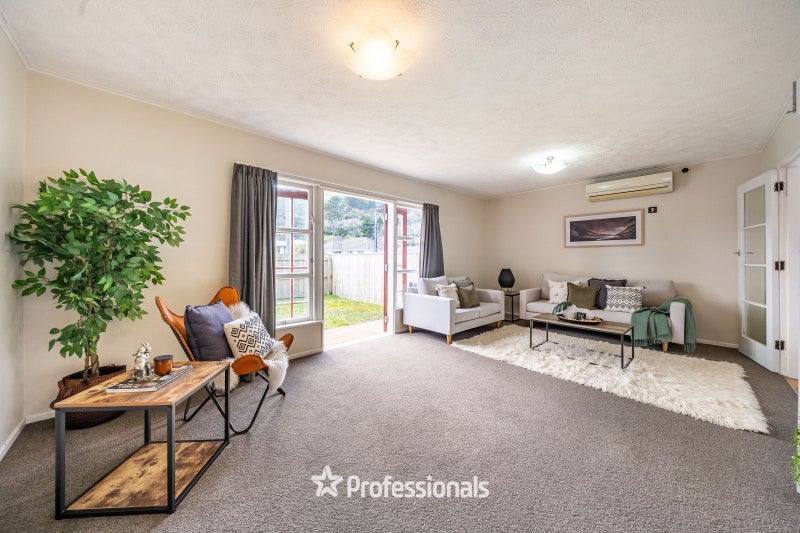 98 Wood Street, Wainuiomata, Lower Hutt - Carousel 2