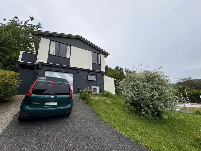 83 Parkway, Wainuiomata, Lower Hutt - Carousel 1