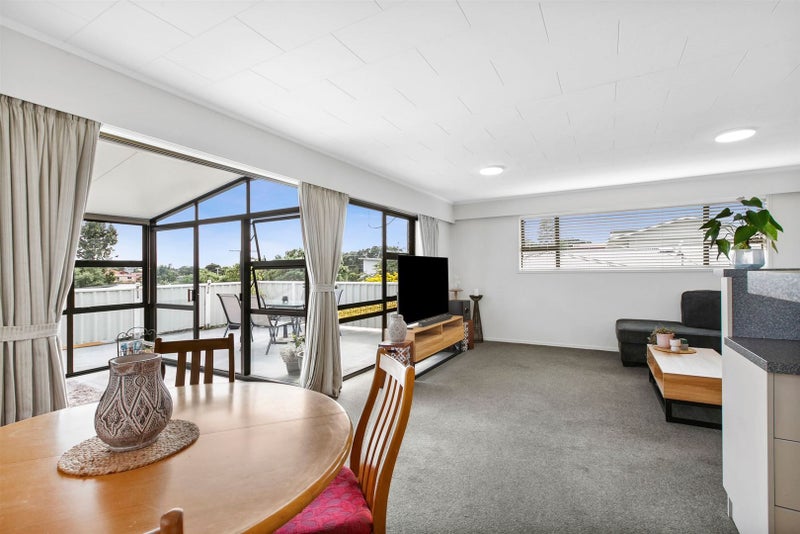 10A Annandale Street, Lynmouth, New Plymouth - Carousel 2