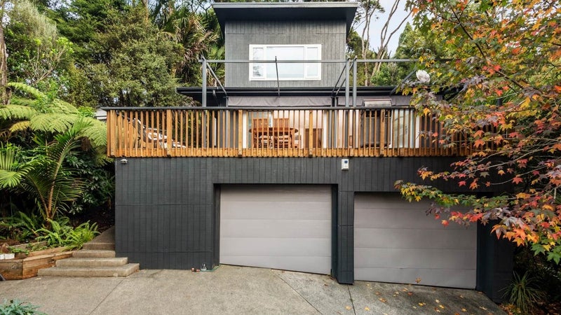 187 Laingholm Drive, Laingholm, Auckland - Carousel 1