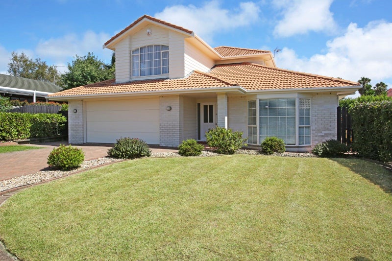 1/66 Orangewood Drive, Northpark, Auckland - Carousel 1