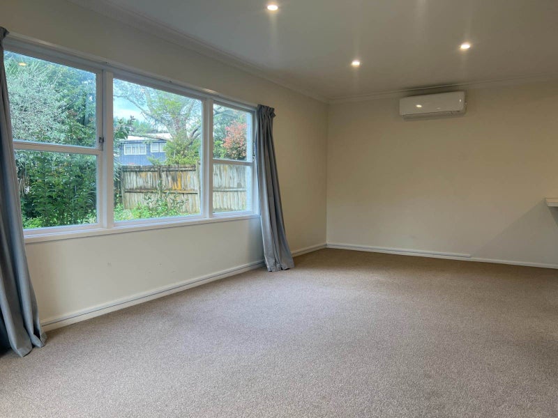 1/196 Gowing Drive, Meadowbank, Auckland - Carousel 2