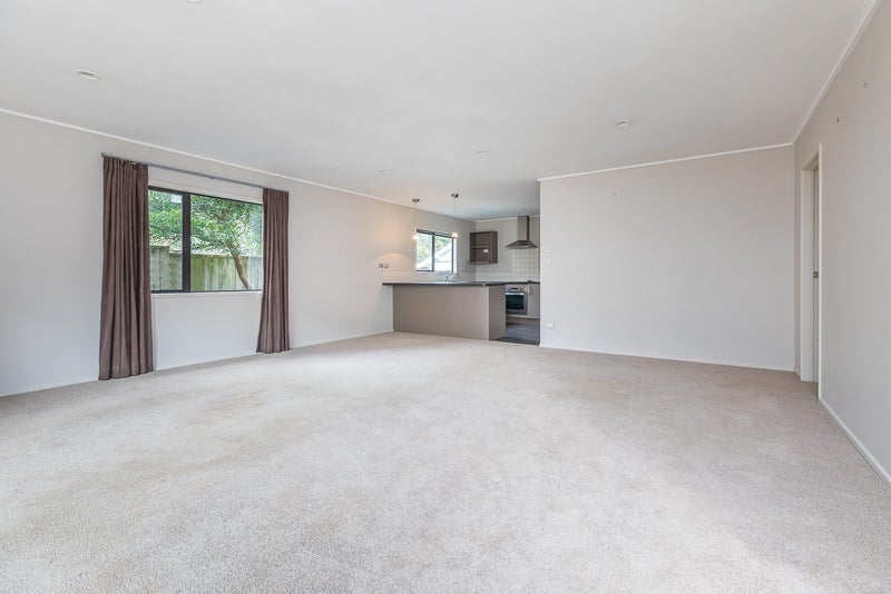 107 Richardson Road, Mount Albert, Auckland - Carousel 13