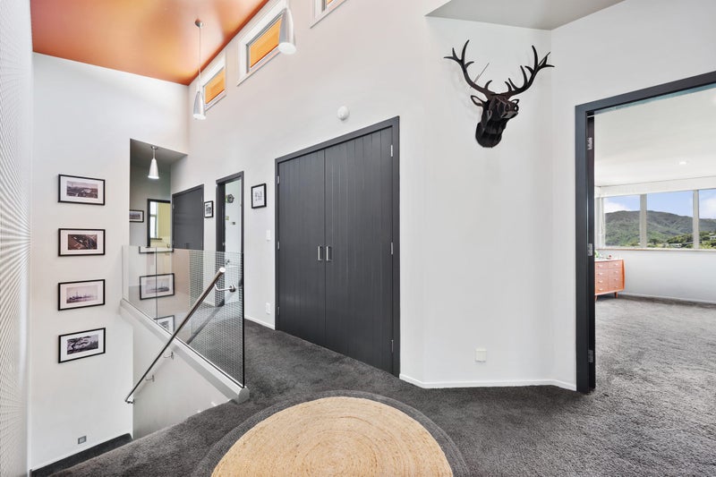 30B Kaihuia Street, Northland, Wellington - Carousel 2