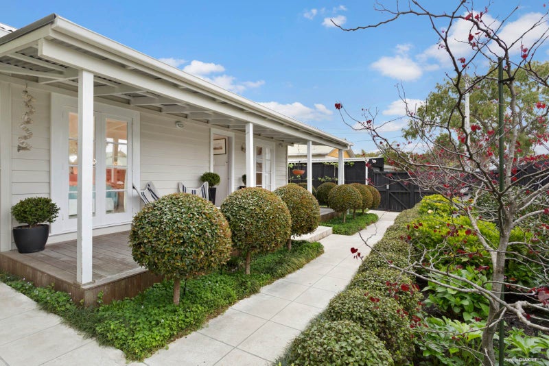 40 Wingate Street, Avondale, Auckland - Carousel 2