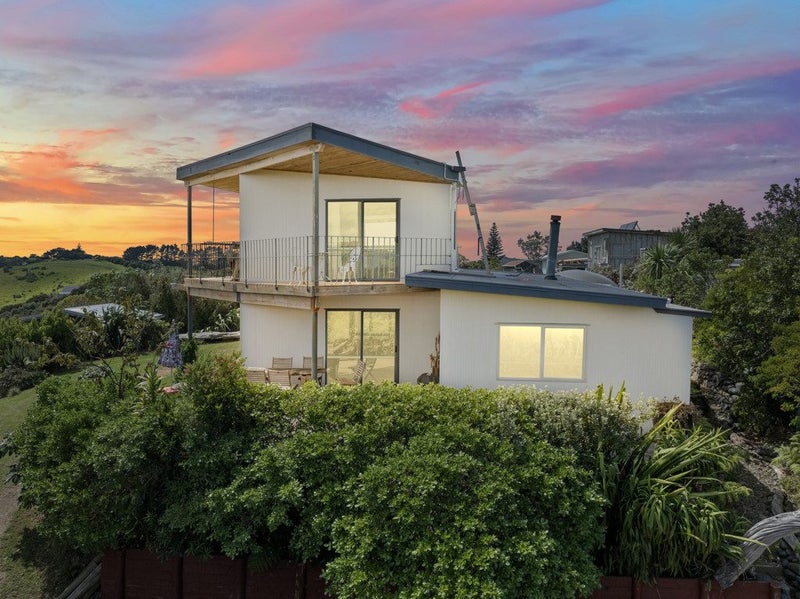 4 Askew Avenue, Rakino Island, Auckland - Carousel 1