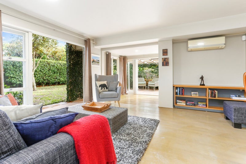 1/109 Grand Drive, Remuera, Auckland - Carousel 1