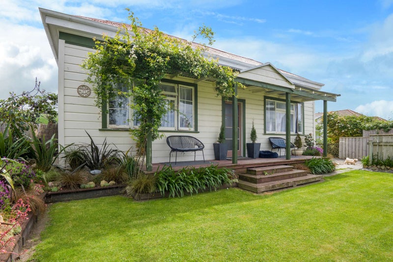 119 Stortford Street, Saint Leonards, Hastings - Carousel 1