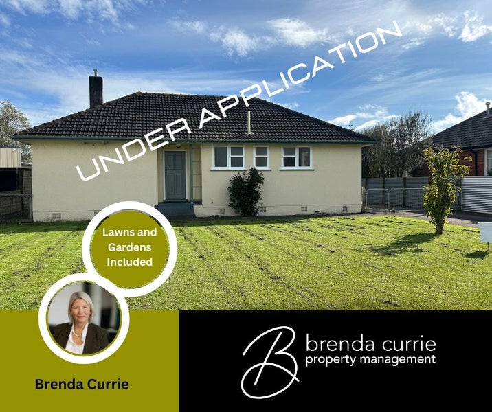 17 Bristol Crescent, Roslyn, Palmerston North - Carousel 1