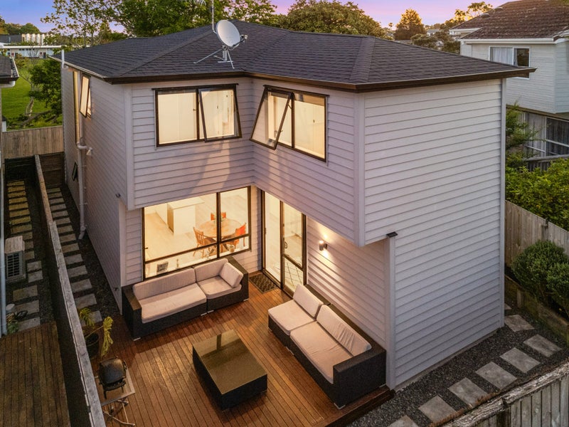 13D Dunkirk Road, Panmure, Auckland - Carousel 1