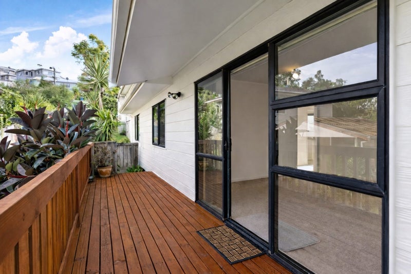 2/19 Morton Avenue, Forrest Hill, Auckland - Carousel 2