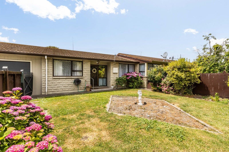 705 Southampton Street West, Saint Leonards, Hastings - Carousel 1