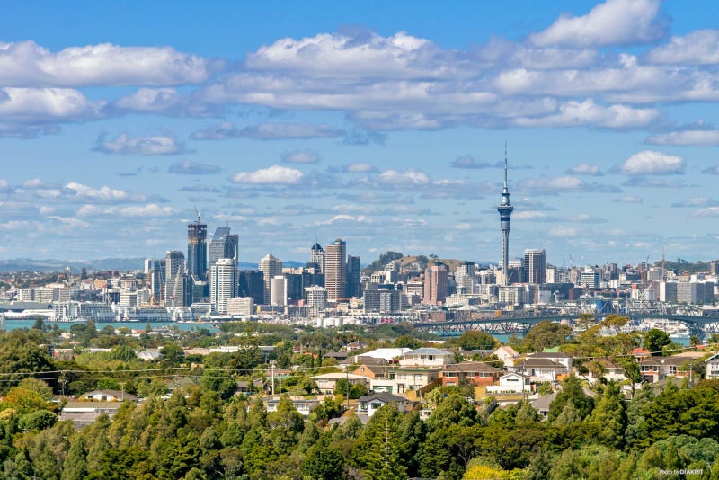 2/213 Glenfield Road, Hillcrest, Auckland - Carousel 2