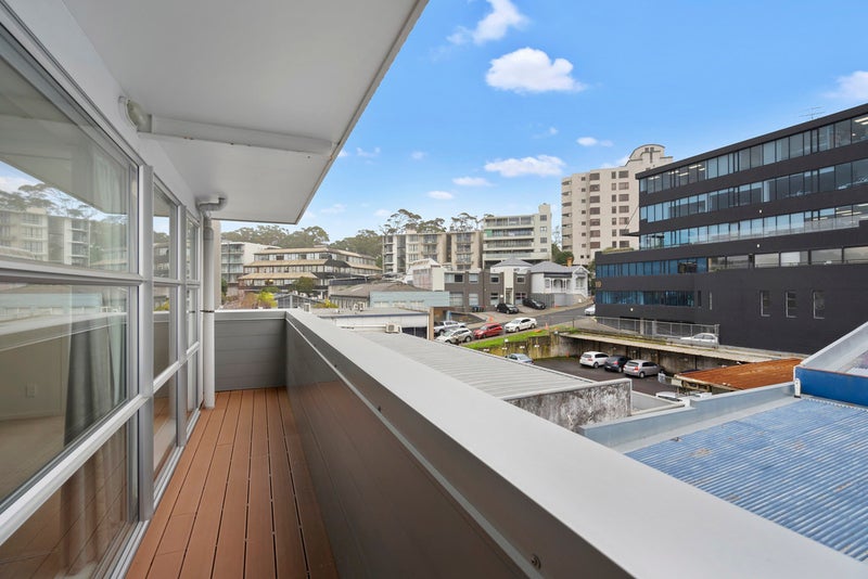 21/8 Clayton Street, Newmarket, Auckland - Carousel 1