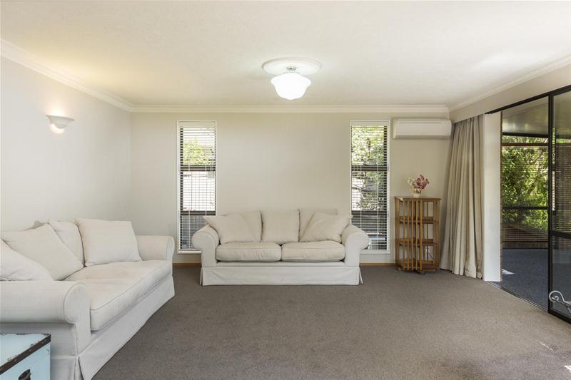 8 Clouston Gardens, Springlands, Blenheim - Carousel 2