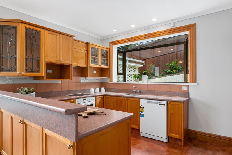 7 Bellevue Street, Belleknowes, Dunedin - Carousel 2