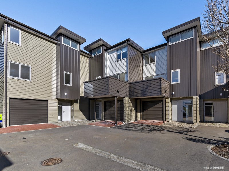 14/27 The Rigi, Northland, Wellington - Carousel 15