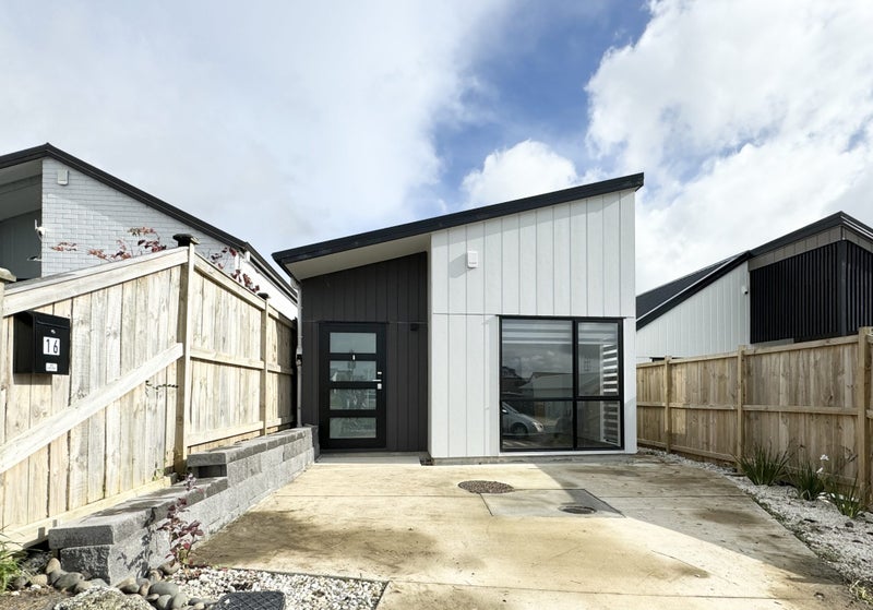 16 Morus Road, Massey, Auckland - Carousel 11