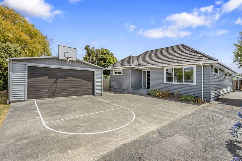 1/178 Beach Road, North New Brighton, Christchurch - Carousel 1
