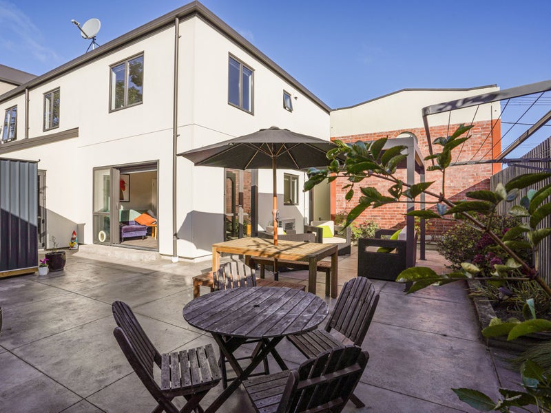 83 Burke Street, Addington, Christchurch - Carousel 1