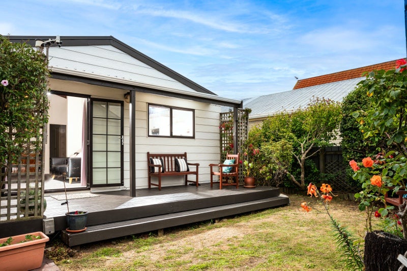 14A Aparima Avenue, Miramar, Wellington - Carousel 1