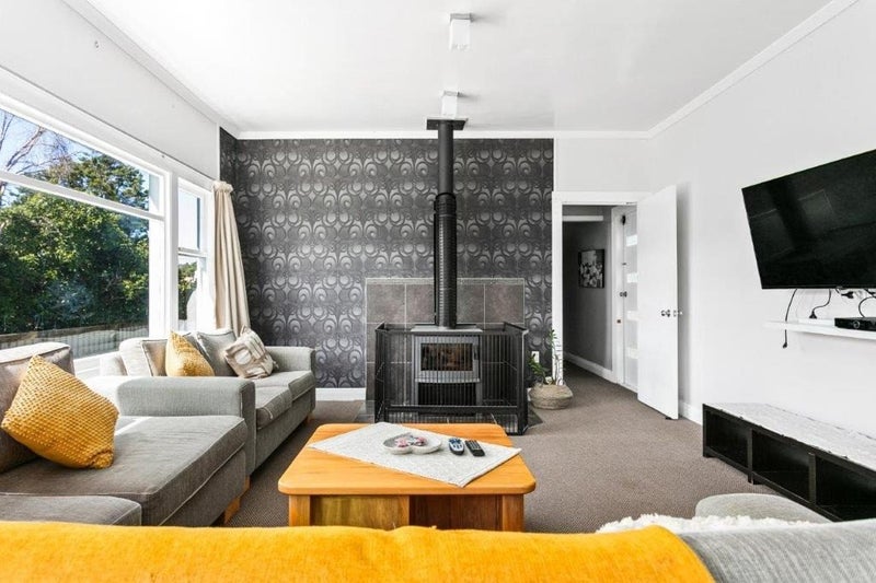 4 Elsthorpe Avenue, Mangapapa, Gisborne - Carousel 2