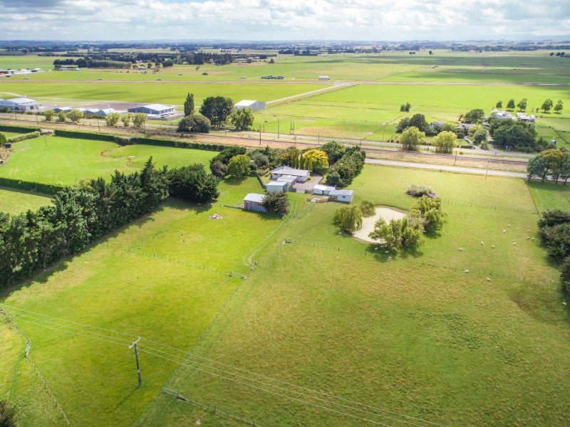 226 Waughs Road, Bunnythorpe, Feilding - Carousel 2