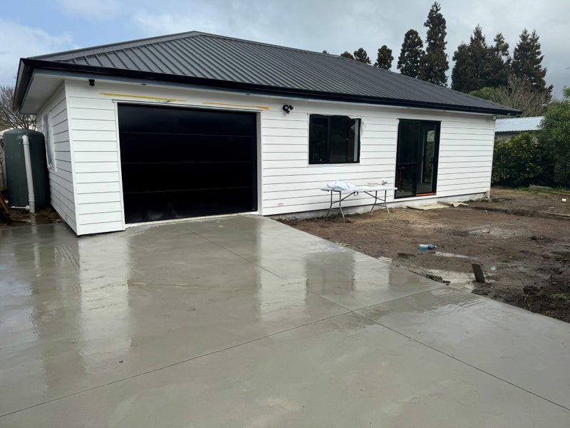 15 Rimmington Drive, Hamilton Lake, Hamilton - Carousel 1