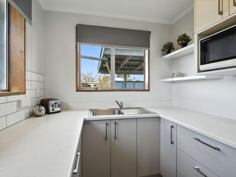 10 Pennant Street, Wakari, Dunedin - Carousel 2