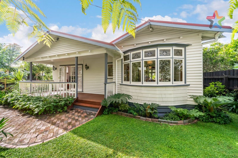 35 Kiwi Street, Alicetown, Lower Hutt - Carousel 1