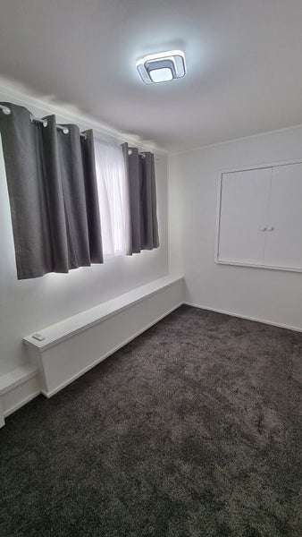 2/40 Bayview Road, Bayview, Auckland - Carousel 2