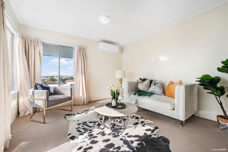 2/21 Aliford Avenue, Ellerslie, Auckland - Carousel 1