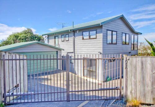2/105 Sunset Road, Tōtara Vale, Auckland - Carousel 17