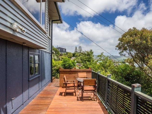 22 Kiriwai Road, Paremata, Porirua - Carousel 13